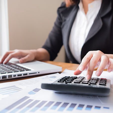 Sistema de Gestión y Facturación electrónica para Contadores Sistema de Gestión y Facturación electrónica para Contadores